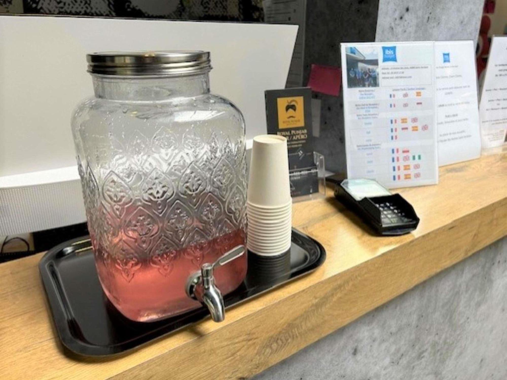 Hotel Ibis Budget Nantes Nord St Herblain แซ็ง-เตร์แบล็ง ภายนอก รูปภาพ